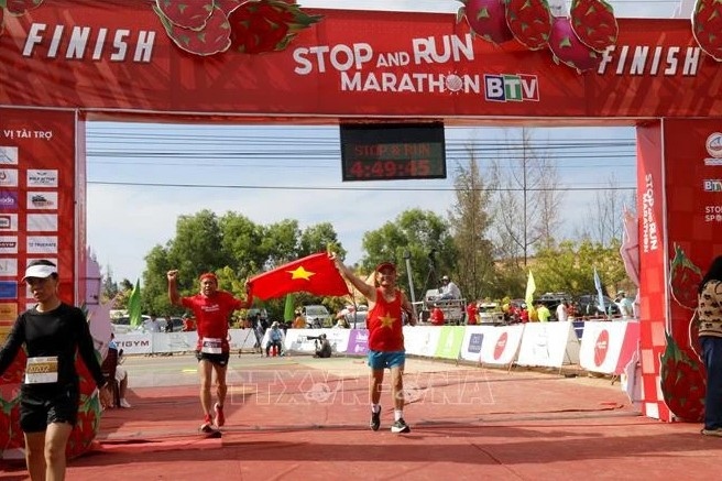 over 4,500 athletes join marathon in binh thuan picture 1