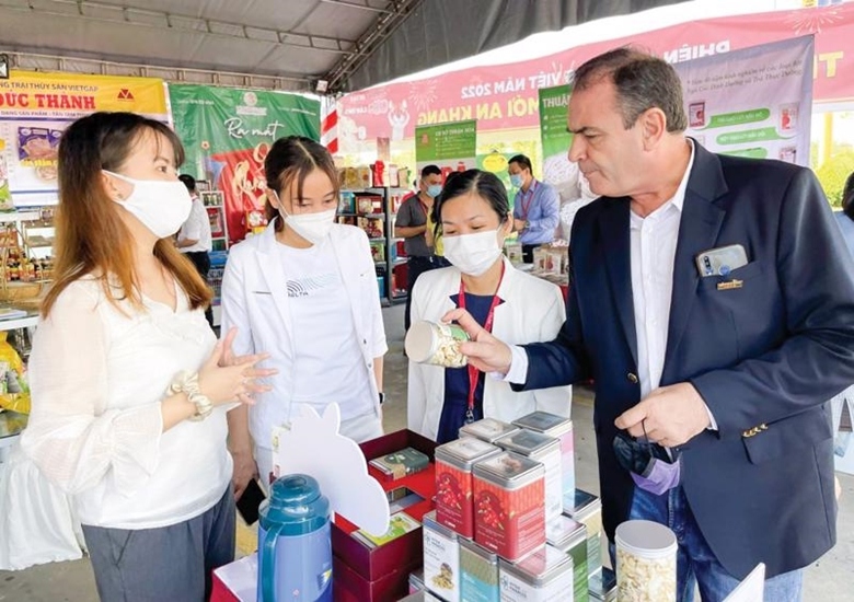 450 exhibitors to promote products at ho chi minh city export fair picture 1
