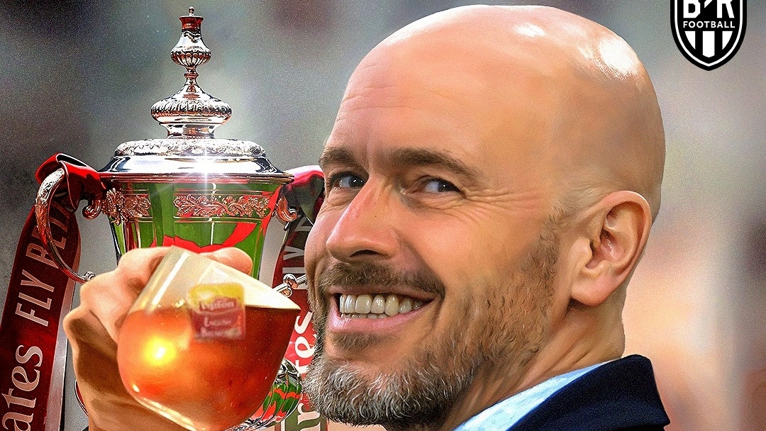 Biếm họa 24h: Vô địch FA Cup, HLV Erik Ten Hag ung dung chờ “phán quyết” từ MU