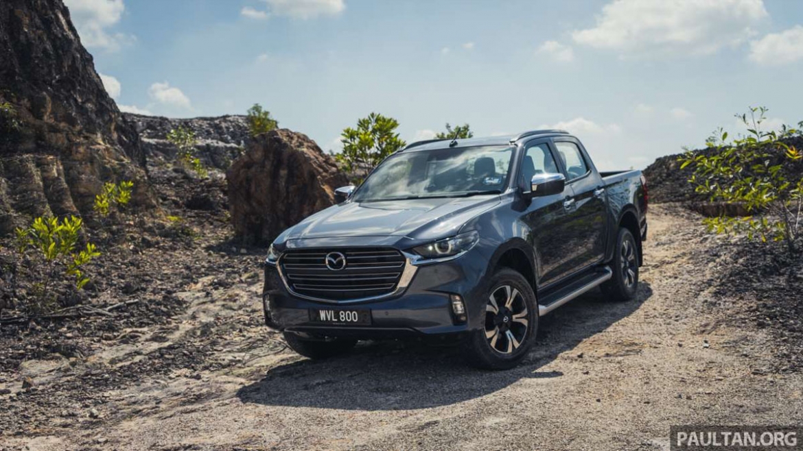 mazda bt-50 am tham bi rut khoi thi truong viet nam hinh anh 2