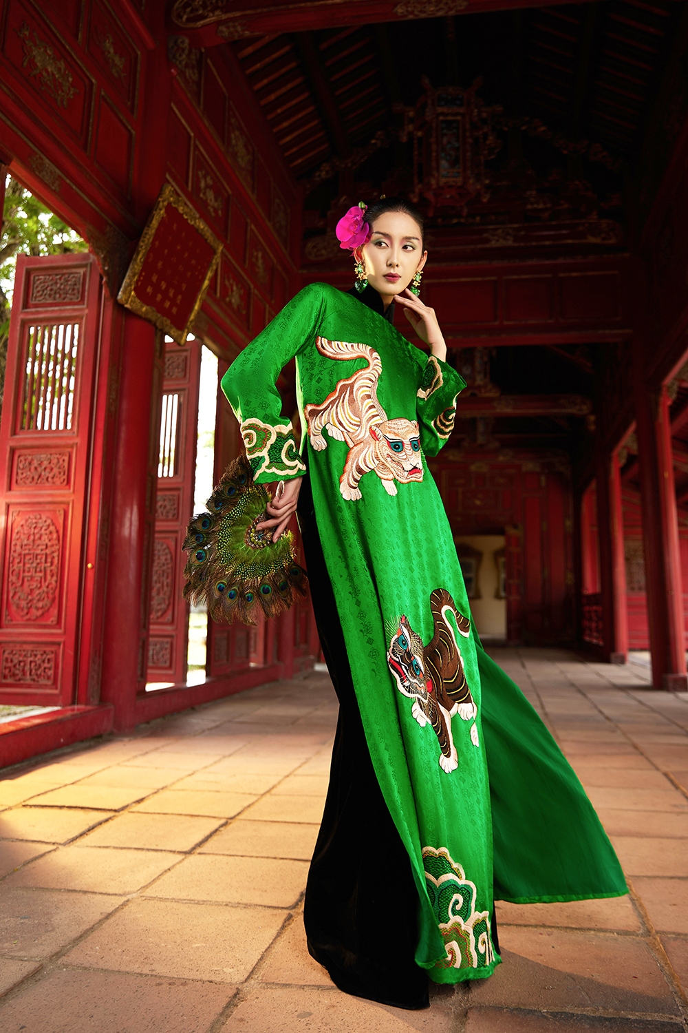 Ao dai cao hoa phap lam ton vinh di san hue hinh anh 5