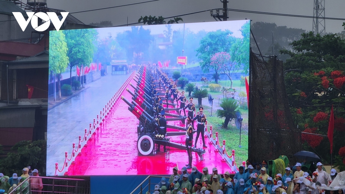 grand military parade celebrates 70th dien bien phu victory anniversary picture 2