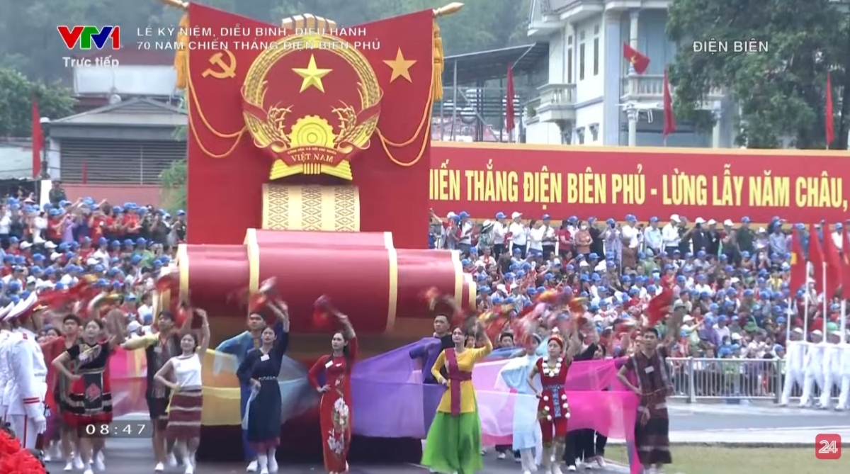 grand military parade celebrates 70th dien bien phu victory anniversary picture 6