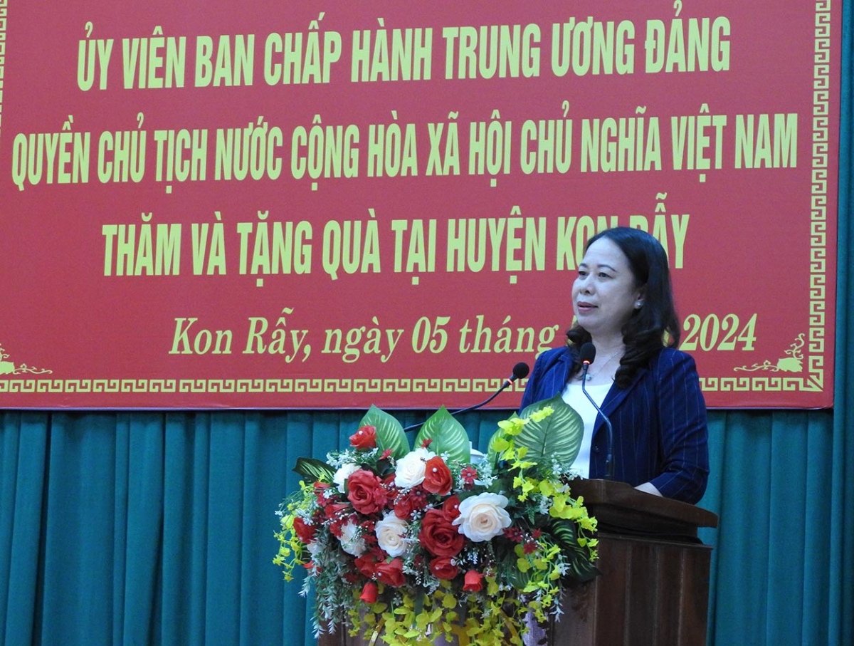 Quyền Chủ tịch nước: Kon Tum cần không ngừng nâng cao đời sống người dân