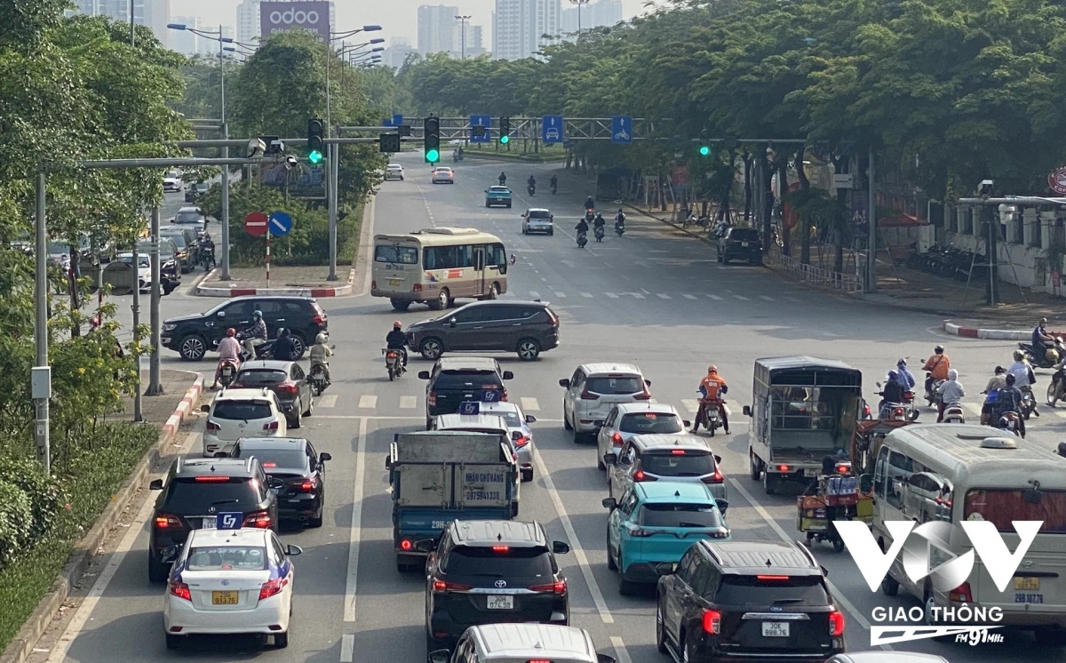 Đèn giao thông: Muốn thông minh... cũng khó