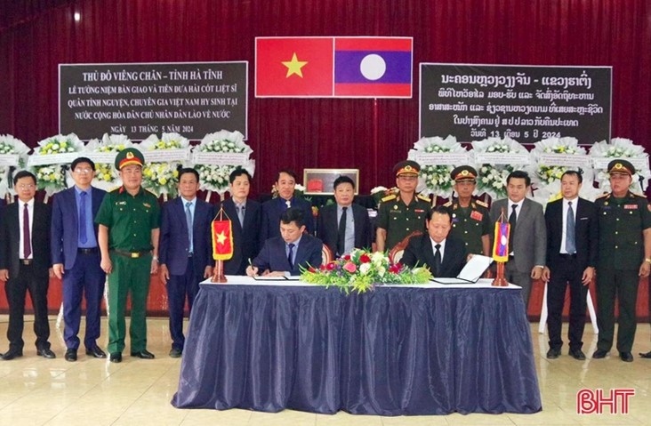 remains of vietnamese martyrs repatriated from laos picture 1