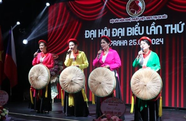 vietnam cultural, art association in czech republic holds 4th congress picture 1
