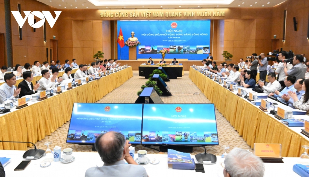 pm chairs red river delta region coordinating council s meeting picture 1