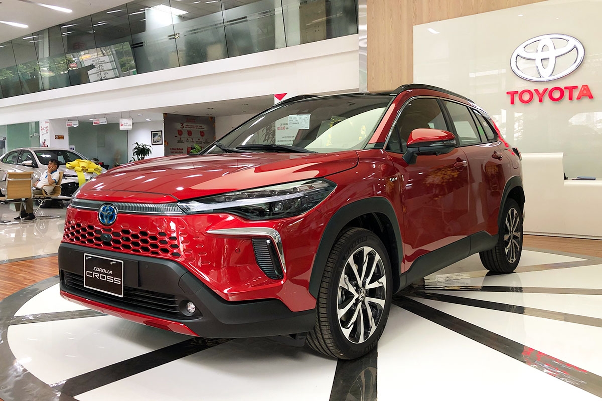 Ảnh chi tiết Toyota Corolla Cross 2024 vừa ra mắt