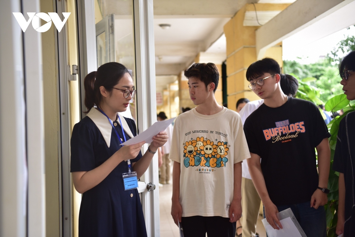 high-school students get spiritual support ahead of graduation exam picture 10