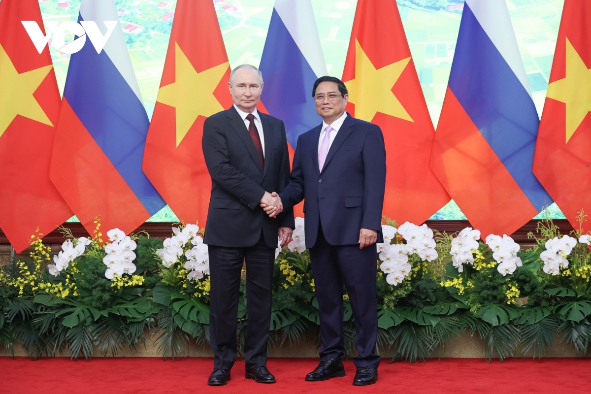 president putin supports vietnam s proposal to soon implement major projects picture 1