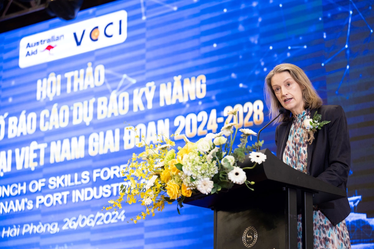 australia supports first skills forecast for vietnam s port industry picture 2