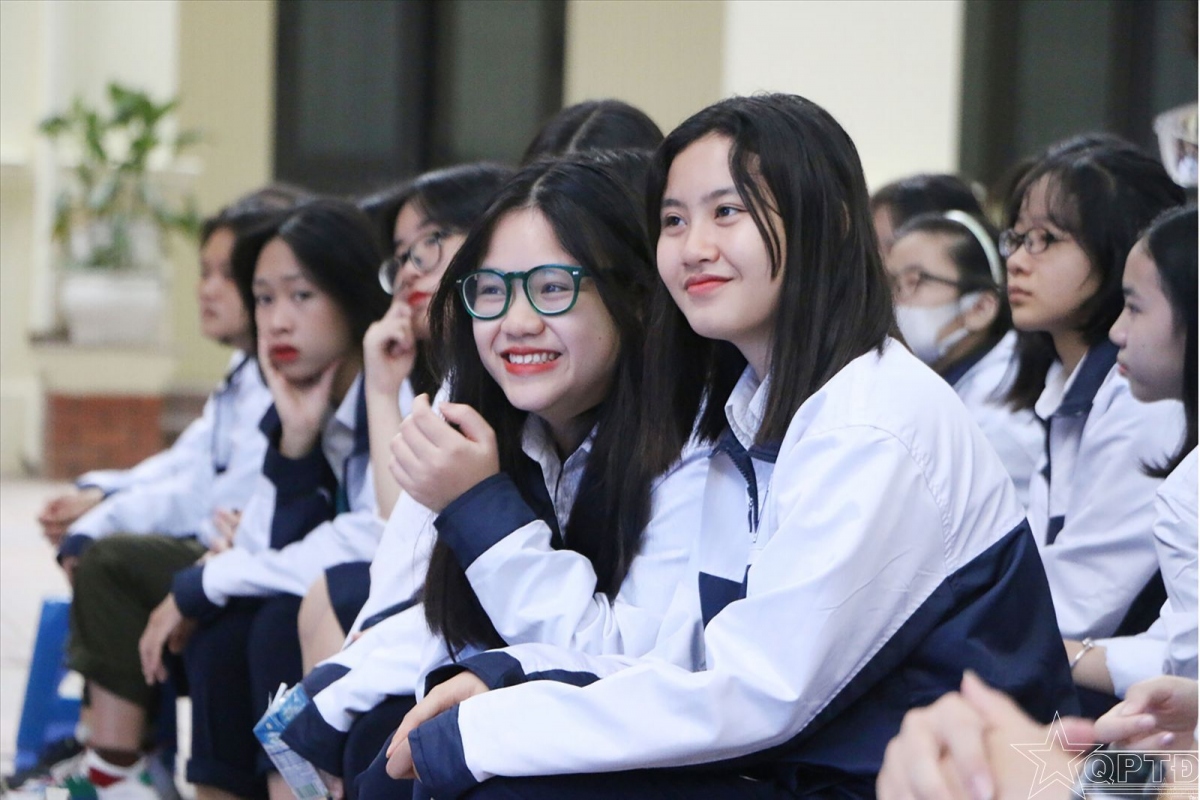vietnam among happiest countries in sea picture 1