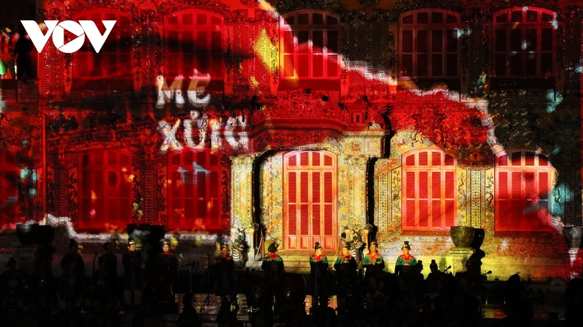hue illuminated in dazzling debut of international arts festival week picture 3