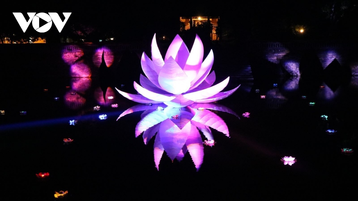 massive light show at hue festival 2024 amuses visitors picture 12