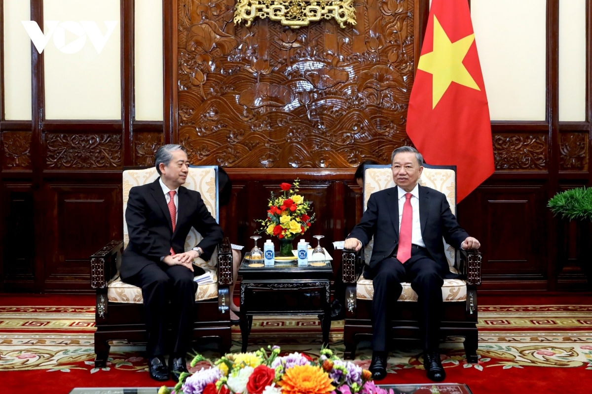 vietnam prioritises enhancing partnership with china, says president to lam picture 2