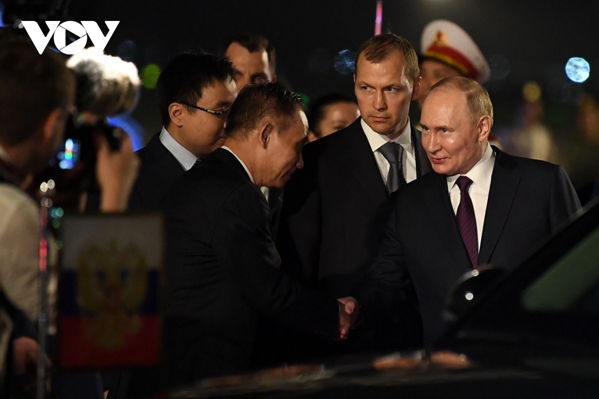 russian president vladimir putin s state visit to vietnam in focus picture 1