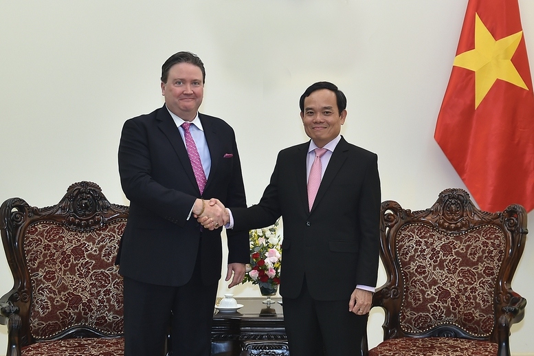 us ambassador praised for contributions to developing ties with vietnam picture 1