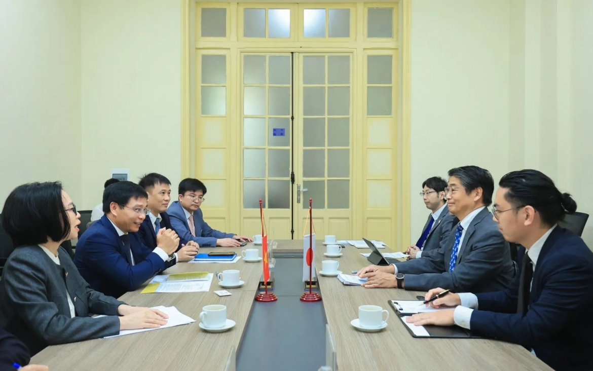 japan shows interest in vietnam s us 70 bln north-south express railway picture 1
