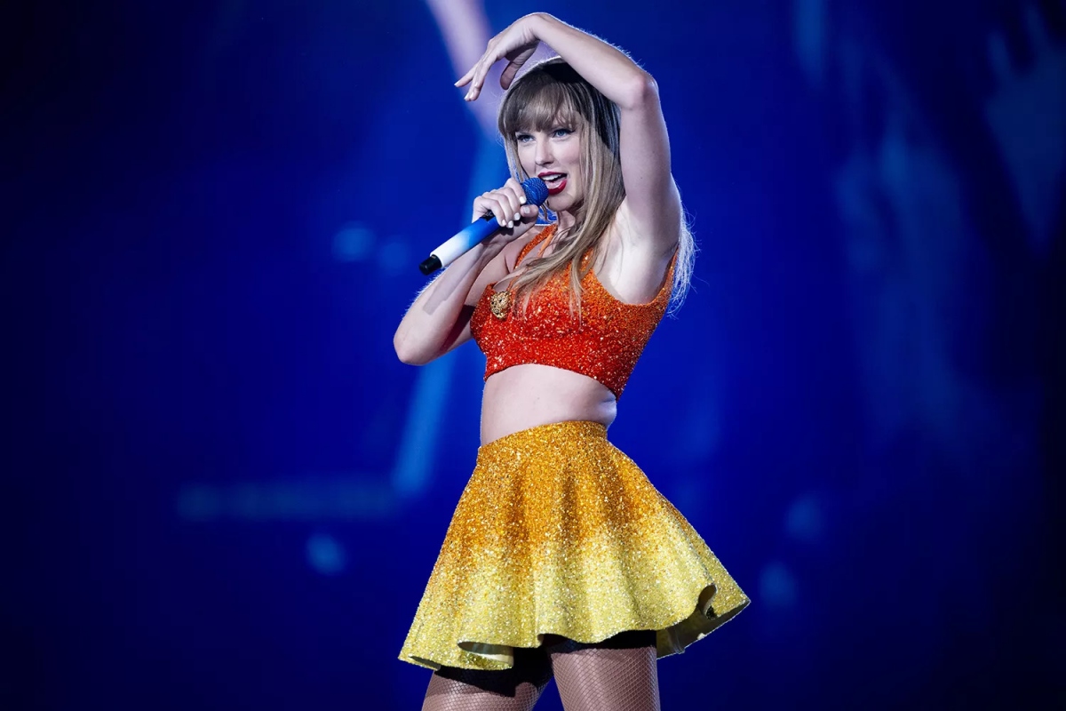 ky vat tuoi tho cua taylor swift duoc ban voi gia khung hinh anh 2