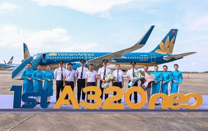 vietnam airlines officially receives first airbus a320neo aircraft picture 1