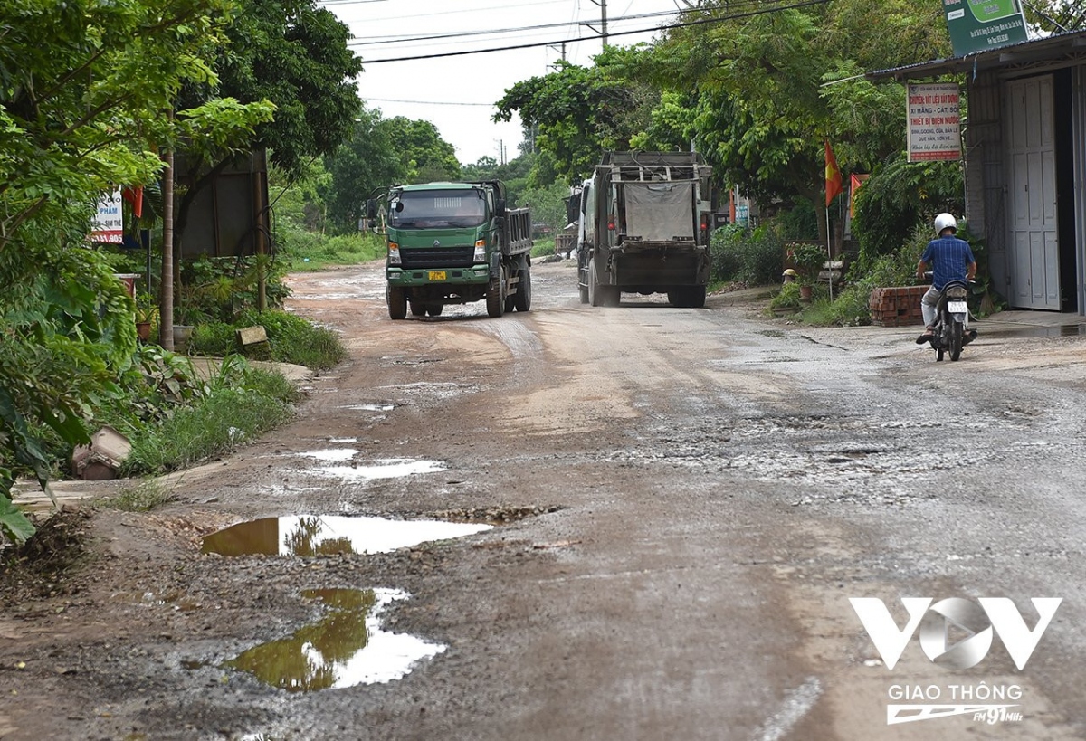 soc son ha noi tinh lo 35, oan minh cong xe rac hinh anh 8