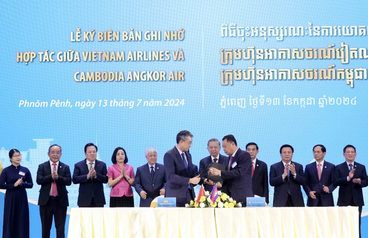 vietnam airlines mo duong bay thang ha noi - phnom penh, 4 chuyen khu hoi tuan hinh anh 3