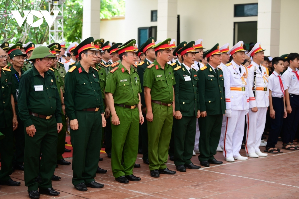 hometown of party leader nguyen phu trong holds memorial service picture 8