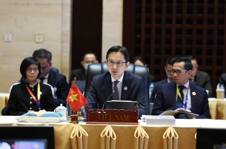 vietnam attends mekong-japan, mekong-rok foreign ministers meetings in laos picture 1