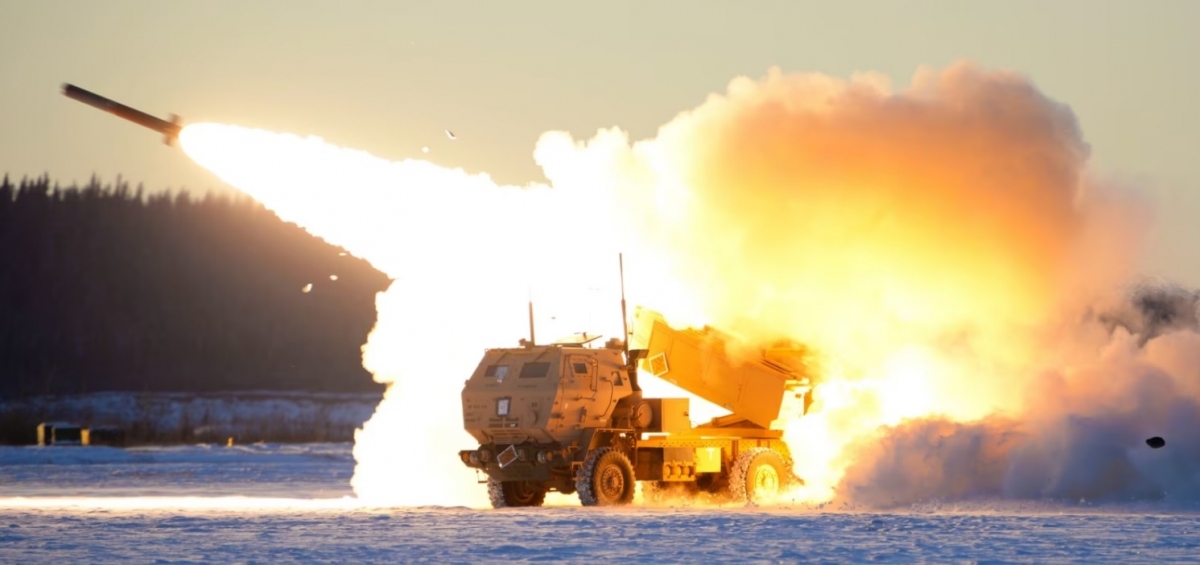 Nga phóng tên lửa đạn đạo, bắn cháy hệ thống HIMARS của Ukraine