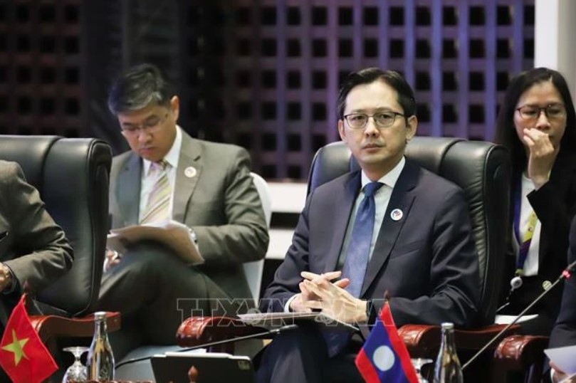 vietnam attends asean meetings within amm-57 framework in laos picture 1