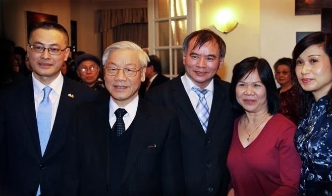 oversea artist recalls unforgettable memory with party leader nguyen phu trong picture 1