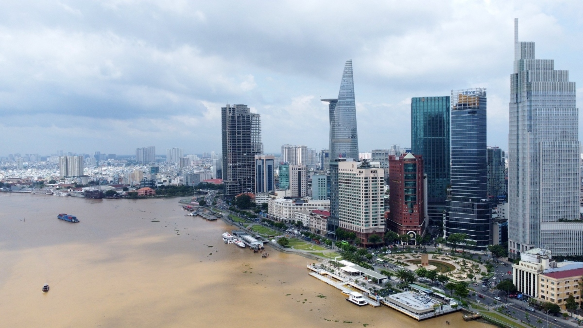hcm city spares no efforts to further promote economic growth picture 1