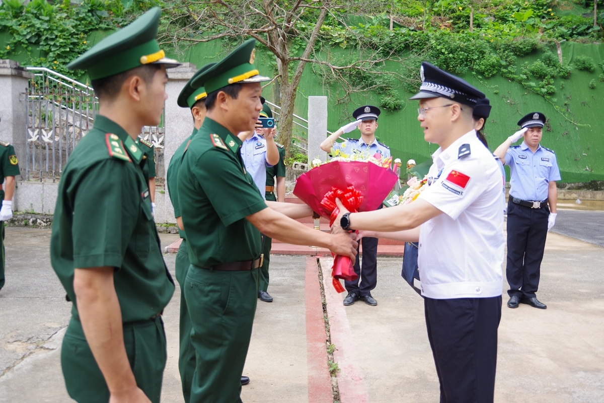 viet - trung ky bien ban ghi nho giu vung an ninh trat tu o khu vuc bien gioi hinh anh 3