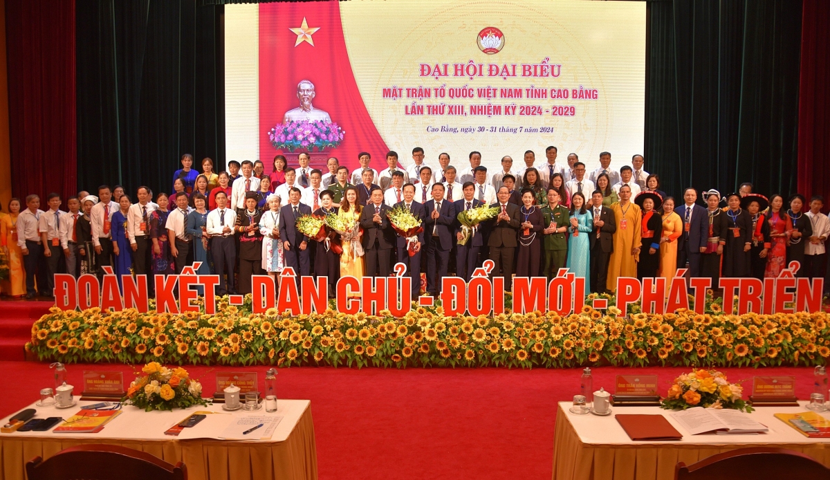 Ông Vũ Đình Quang tái cử Chủ tịch Ủy ban MTTQ Việt Nam tỉnh Cao Bằng