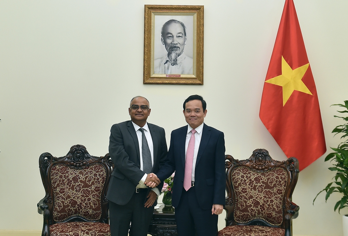 vietnam wants to promote committed projects with adb picture 1