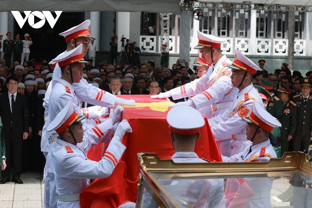 memorial service, funeral procession for party leader nguyen phu trong picture 10