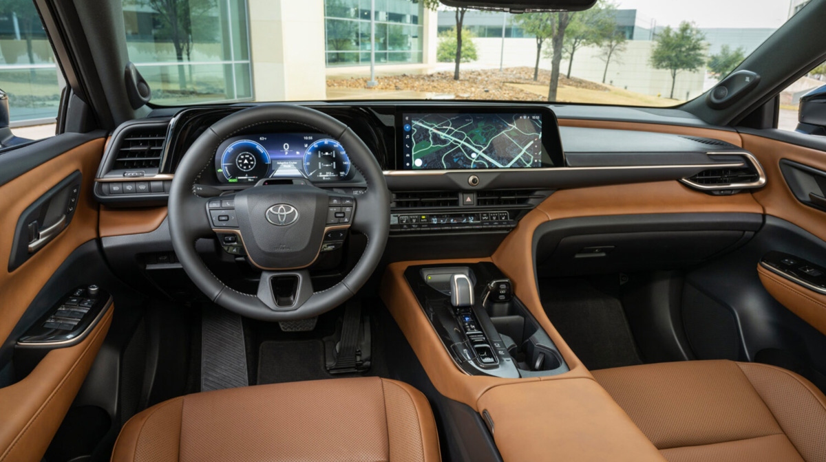 Trên thế hệ sản phẩm mới nhất, Toyota Crown 2025 đã hoàn toàn “lột xác”. (Ảnh: Toyota)