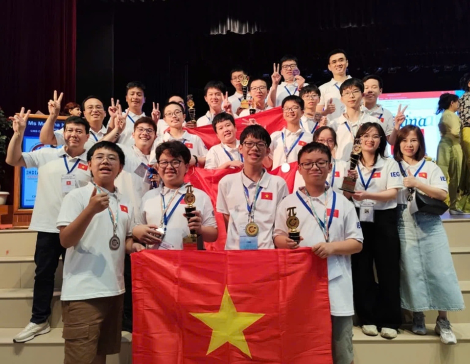 a big haul of prizes for vietnam at india international math competition picture 1