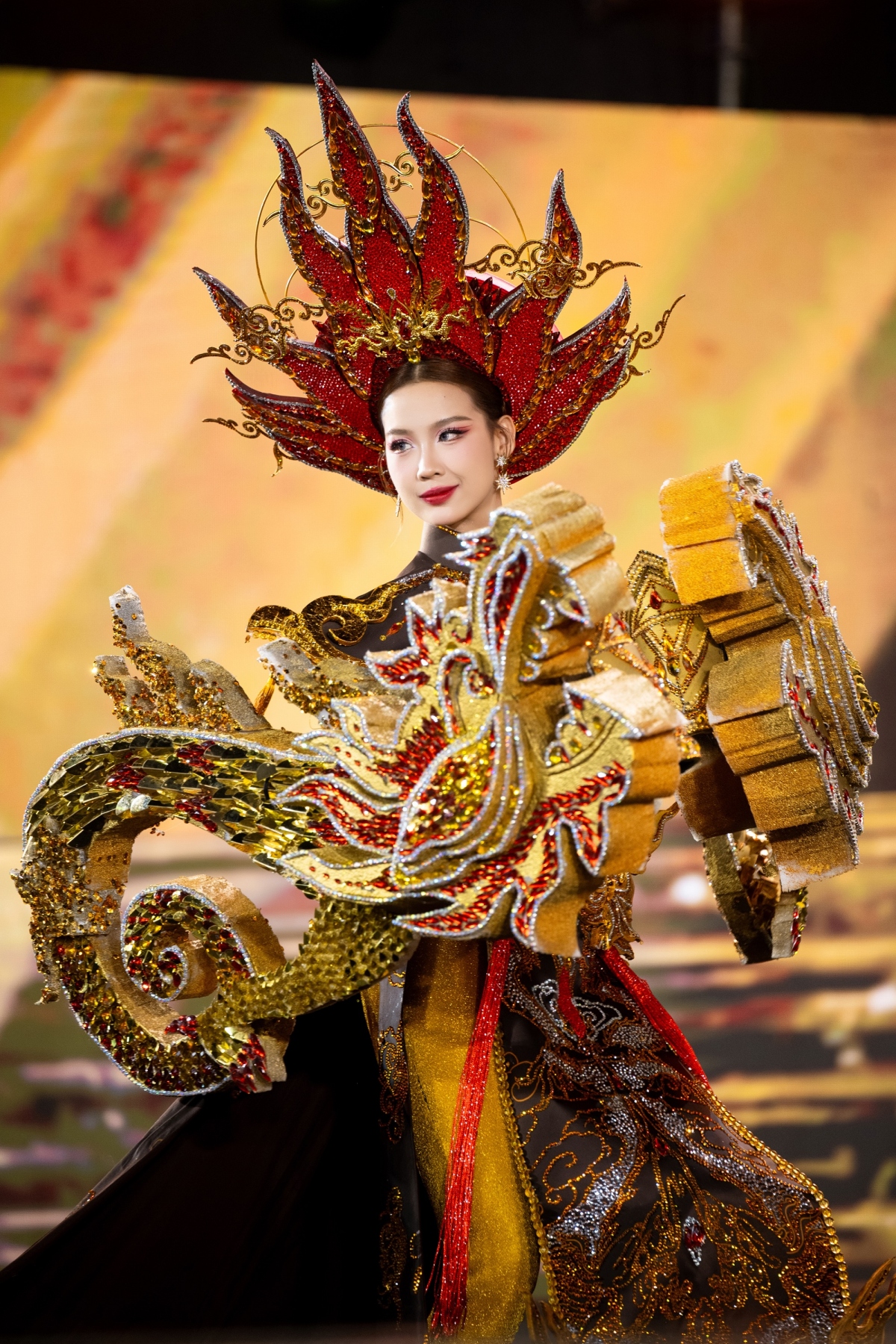 beauties wow in national costume competition at miss grand vietnam 2024 picture 3
