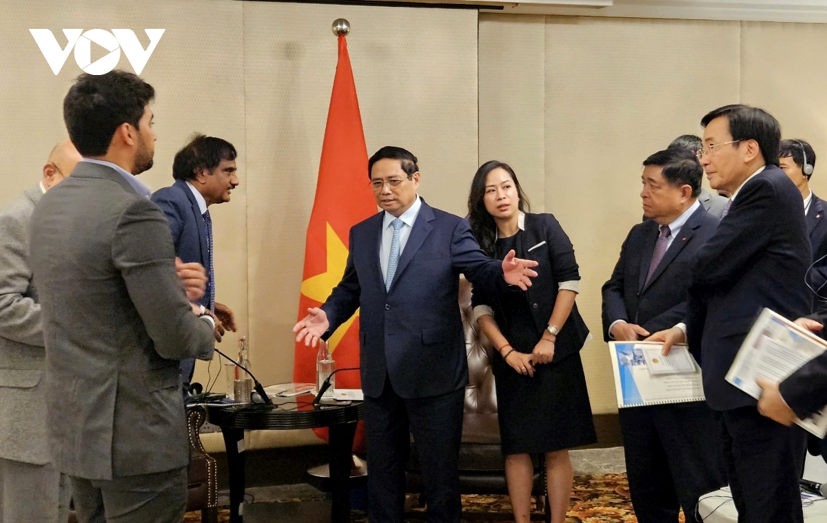 leading indian economic groups reveal mammoth investment plans in vietnam picture 2