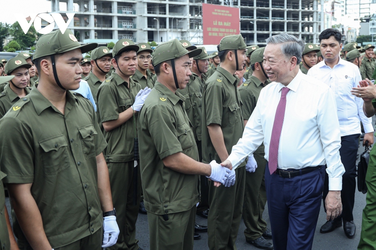 grassroots-level security and order protection forces debut in vietnam picture 1
