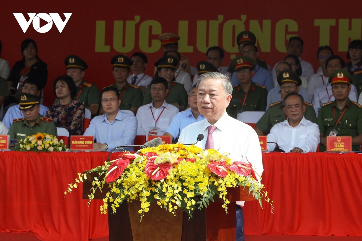 grassroots-level security and order protection forces debut in vietnam picture 2
