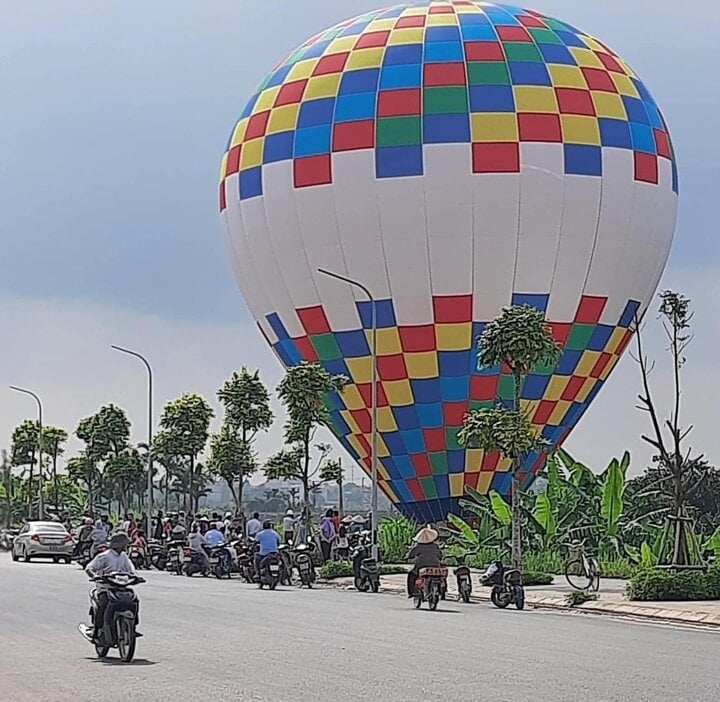 khinh khi cau cho 9 nguoi dap xuong ruong lua o ha noi hinh anh 2