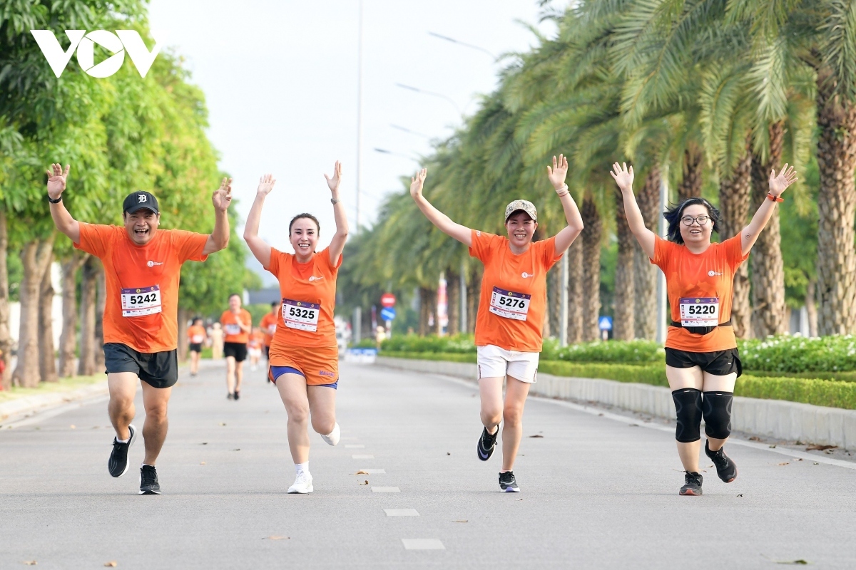 500 people run in response to national radio broadcasting festival 2024 picture 14