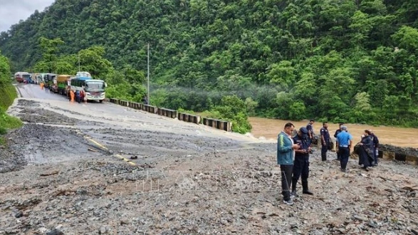 no information about vietnamese casualties in nepal landslide picture 1