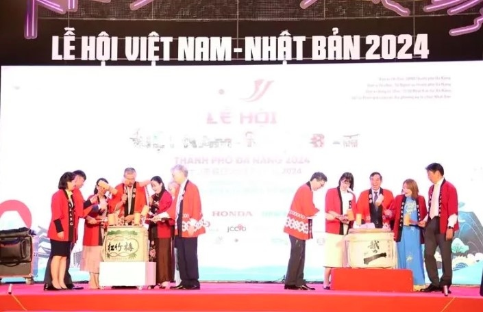 vietnam-japan festival underway in da nang picture 1