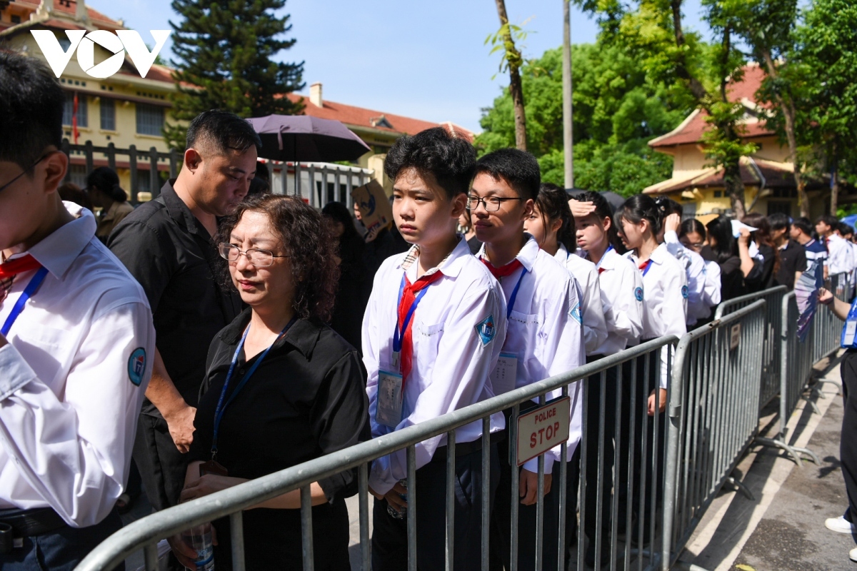 people nationwide bid adieu to party secretary general nguyen phu trong picture 8