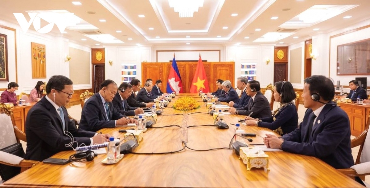 president to lam holds talks with cambodia s cpp, senate leader picture 2