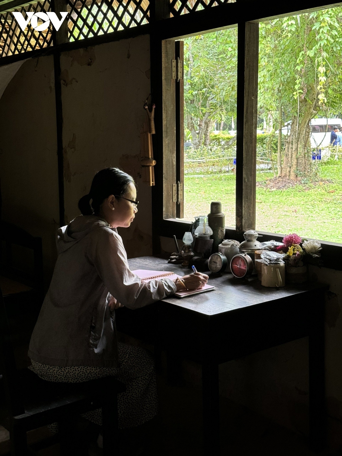 a tour around president ho chi minh relic site in thailand picture 6